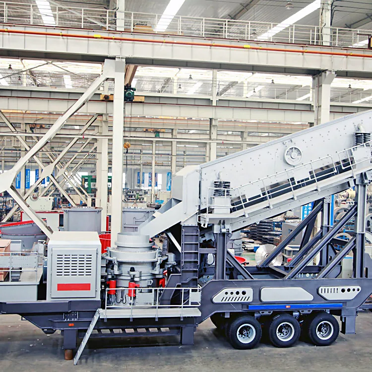 Jaw crusher module on a tire type mobile crushing plant for primary crushing