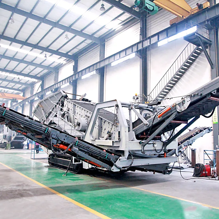 Overseas customers visiting the Cronus factory for equipment inspection